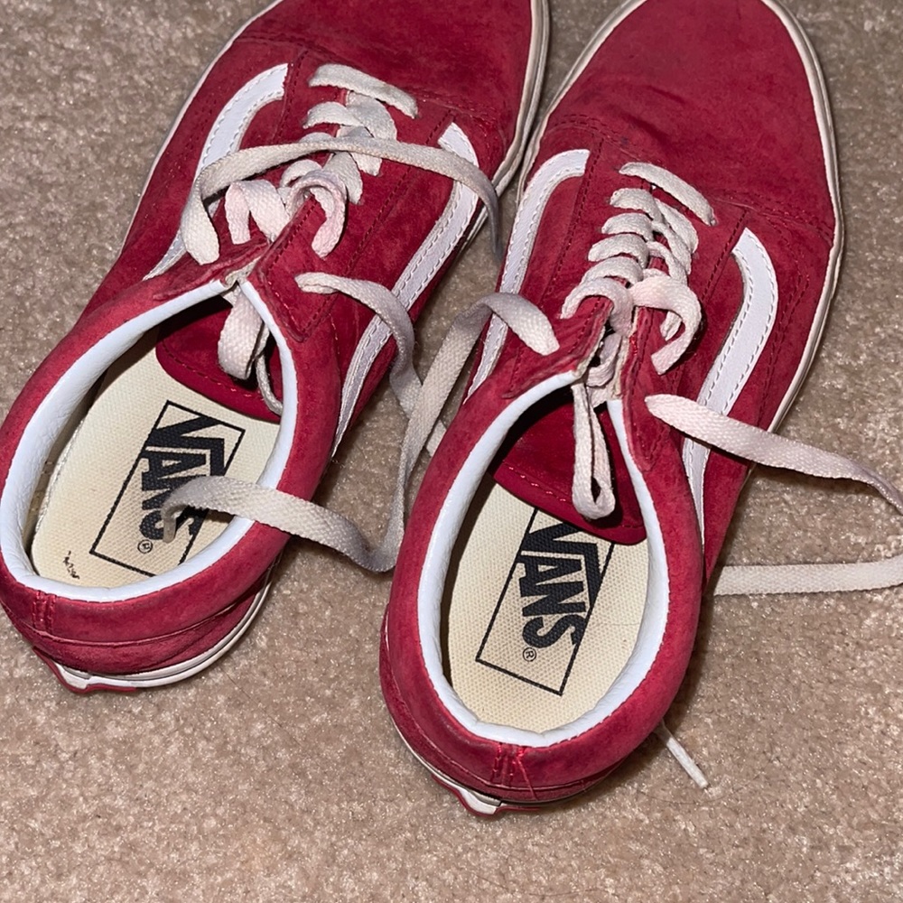 Old skool red van